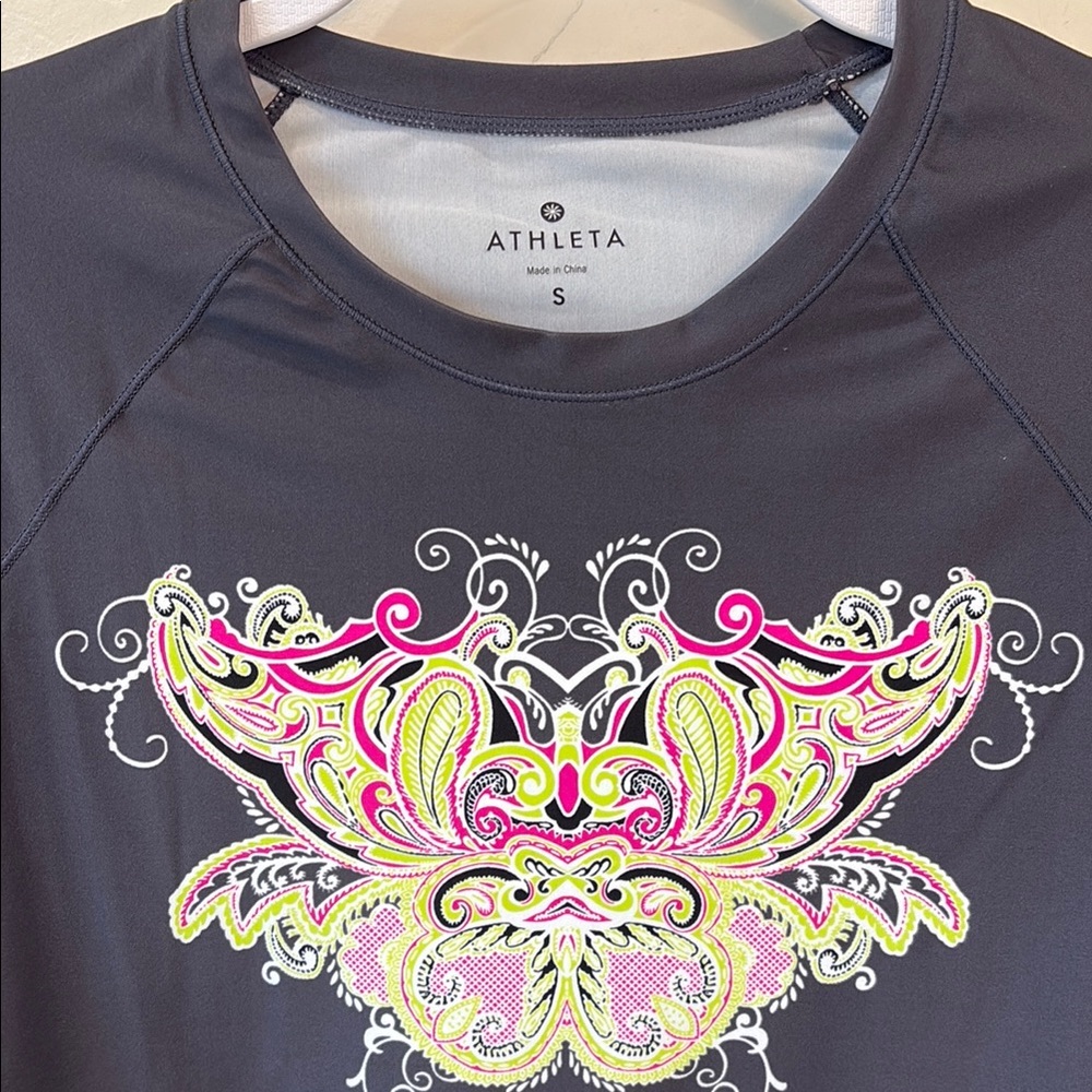 NWT Athleta Long Sleeve Rash guard - Picture 2 of 5